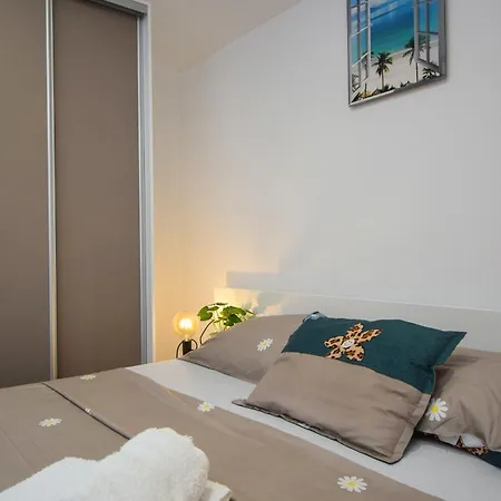 Apartman Sandra *